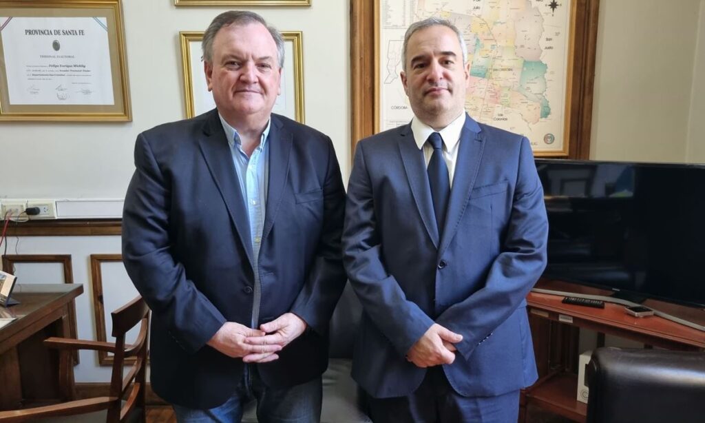 EL SENADOR FELIPE MICHLIG RECIBIÓ LA VISITA DEL FISCAL DE ESTADO DOMINGO RONDINA