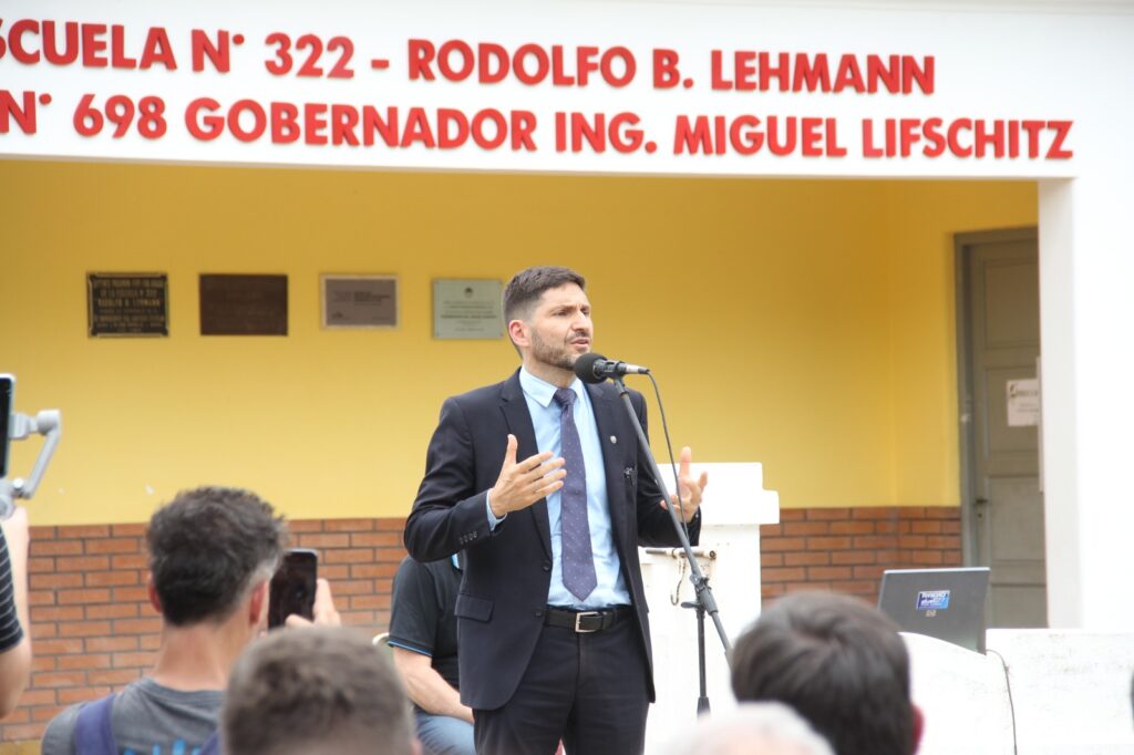 PULLARO EN EL INICIO DE CLASES: “VAMOS A CONSTRUIR 1.000 AULAS EN TODA LA PROVINCIA”