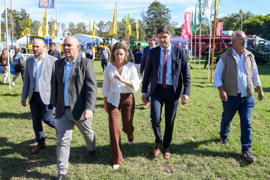 TODOLÁCTEA 2025: PROVINCIA ANUNCIÓ CRÉDITOS POR $ 5.500 MILLONES PARA EL SECTOR LECHERO