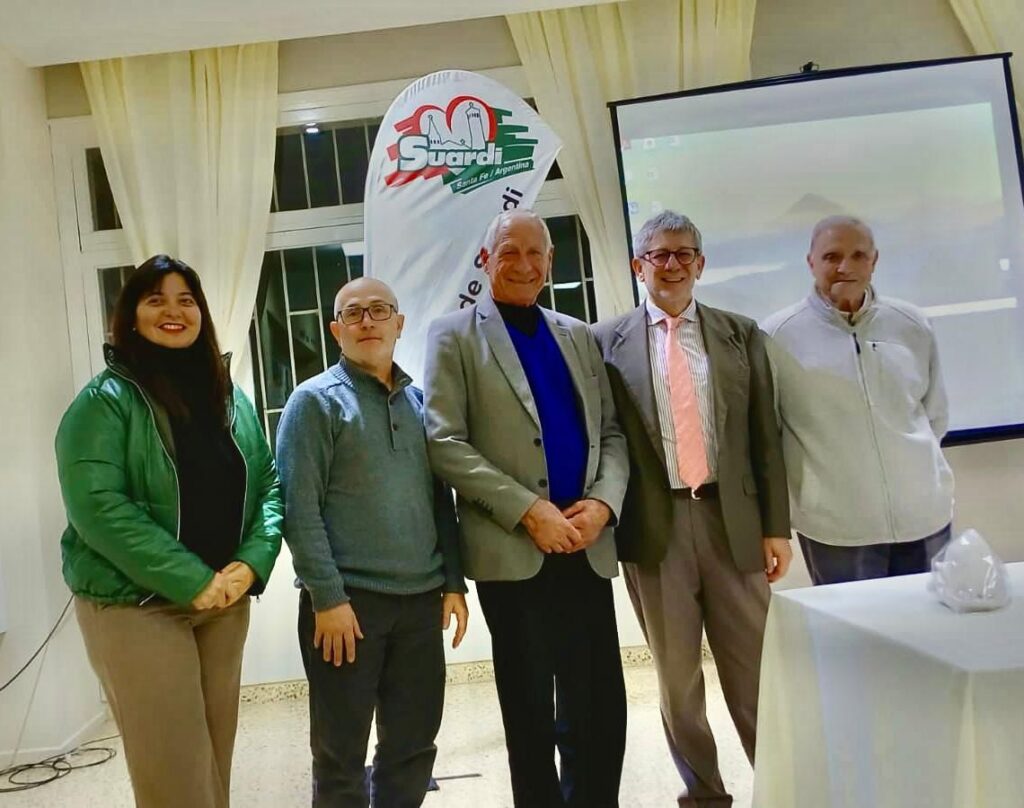 SE REALIZÓ LA CHARLA SOBRE LA REFORMA PARCIAL DE LA CONSTITUCIÓN SANTAFESINA