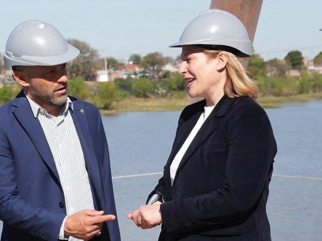 SCAGLIA Y PUCCINI CUESTIONARON EL AUMENTO NACIONAL DEL GAS