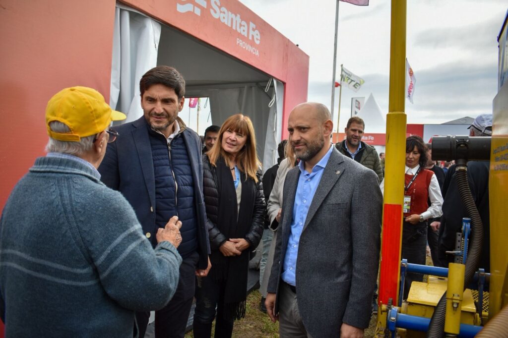 SANTA FE MARCA UN HITO EN AGROACTIVA CON MÁS DE 600 EMPRESAS Y $ 78.000 MILLONES EN CRÉDITOS