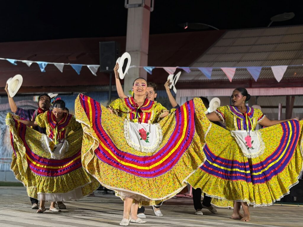 SUARDI VIVIÓ UNA JORNADA DE INTERCAMBIO CULTURAL EN EL MARCO DEL FESTIVAL INTERNACIONAL DE FOLCLORE