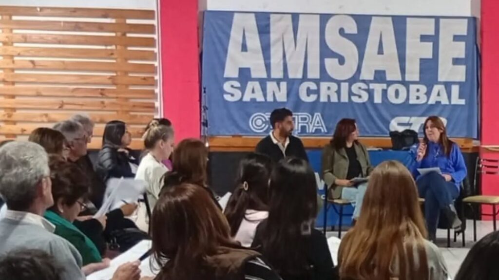 ENCUENTROS PARA FAMILIAS Y ESTUDIANTES DE LA CIUDAD DE SAN CRISTÓBAL