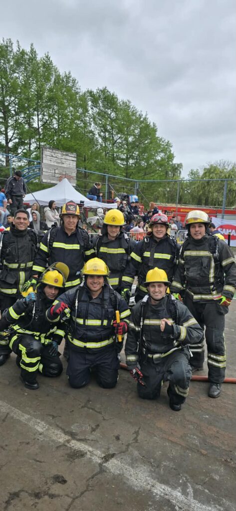 EL BOMBERO MILTON FONTANESSI INTEGRÓ LA DELEGACIÓN SANTAFESINA QUE SE DESTACÓ EN URUGUAY
